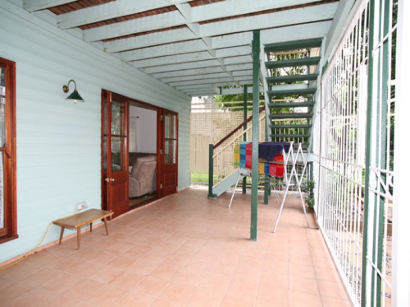 24 Geelong Street, East Brisbane QLD 4169