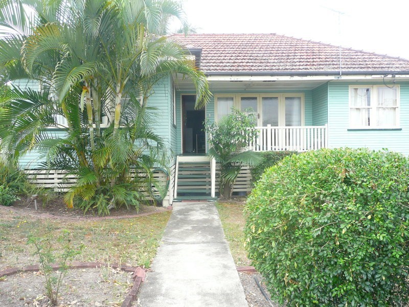 20 Arrowsmith Street, Camp Hill QLD 4152