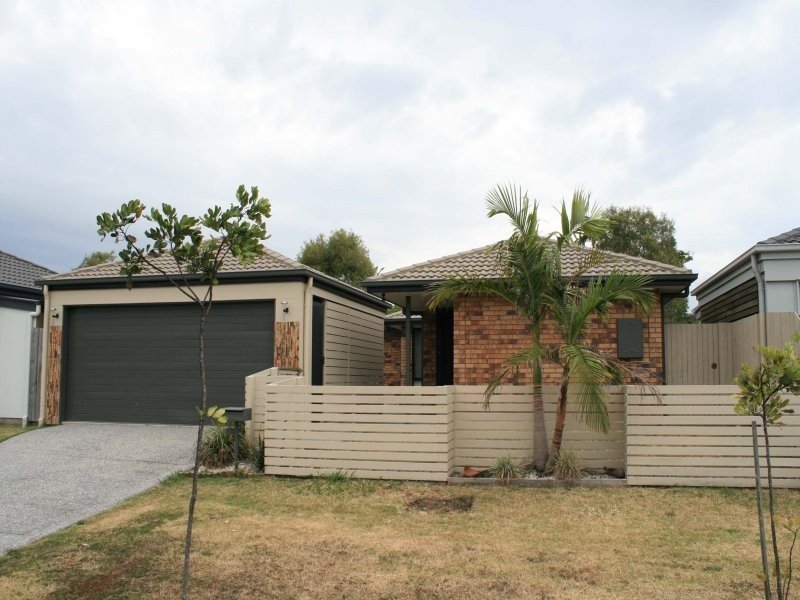 61 Strowe Place, Bracken Ridge QLD 4017