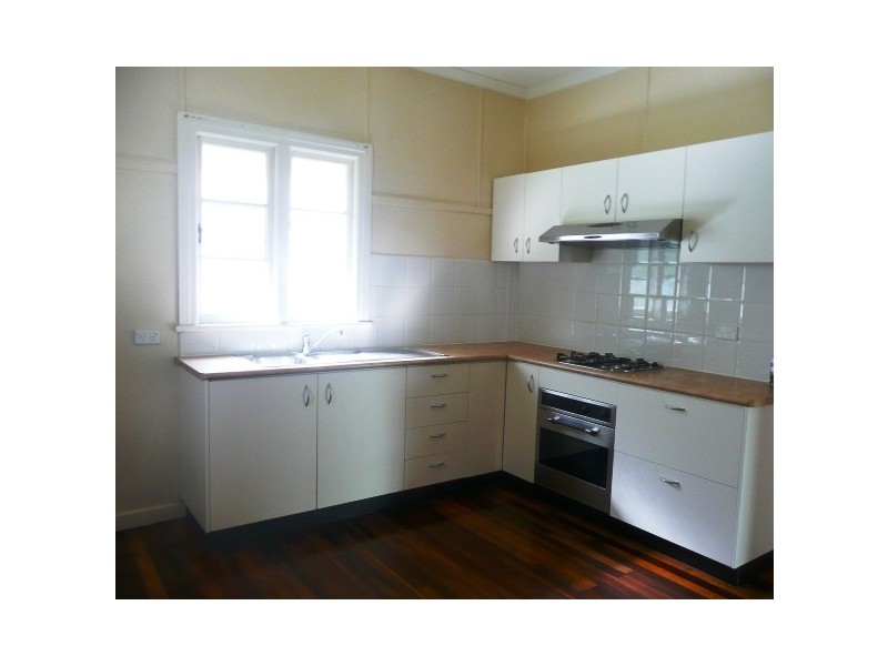 6 Burlington Street, East Brisbane QLD 4169