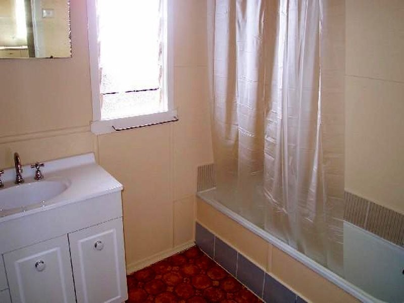 6 Burlington Street, East Brisbane QLD 4169