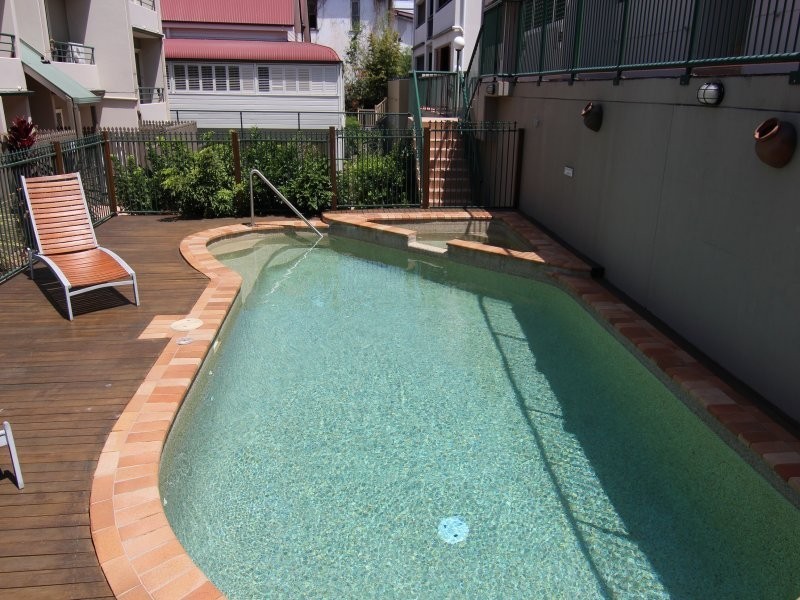 11/23 Edmondstone Street, South Brisbane QLD 4101