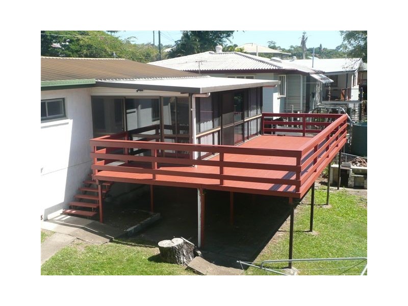 7 Oatland Crescent, Holland Park QLD 4121