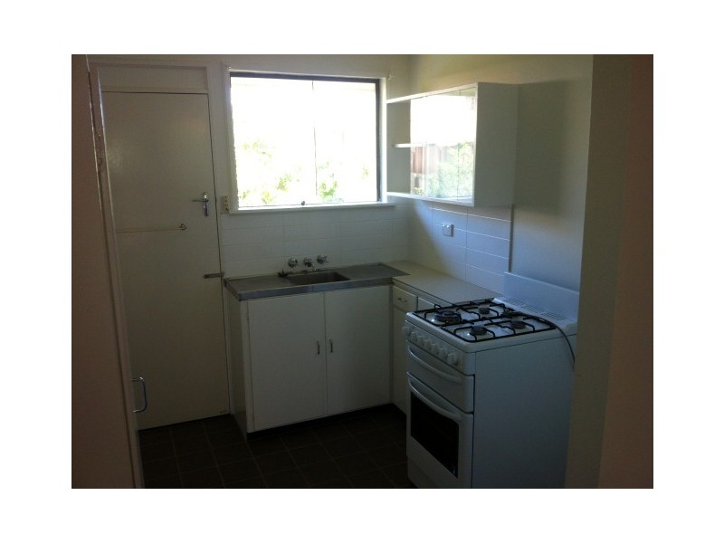 1/84 Rita Street, Holland Park QLD 4121