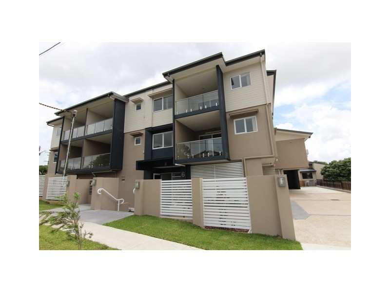 2/6 Ovendean Street, Yeronga QLD 4104