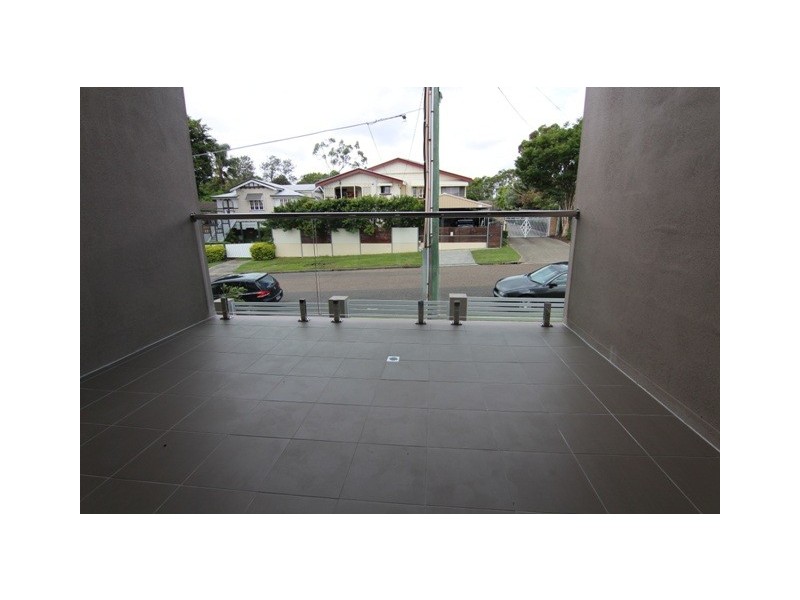 2/6 Ovendean Street, Yeronga QLD 4104