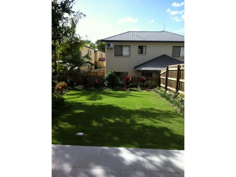 2/20 Noble St, Clayfield QLD 4011