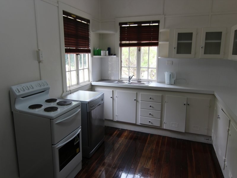 95 Lynne Grove Avenue, Corinda QLD 4075