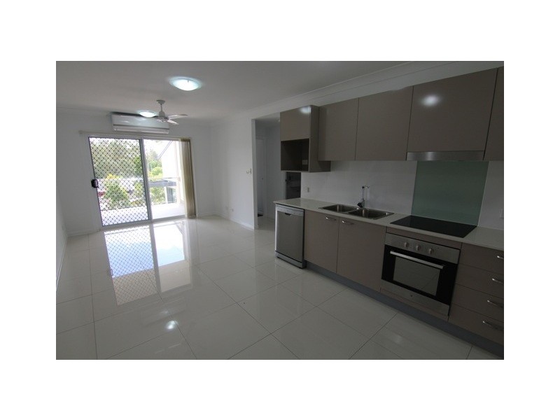 6/6 Ovendean Street, Yeronga QLD 4104