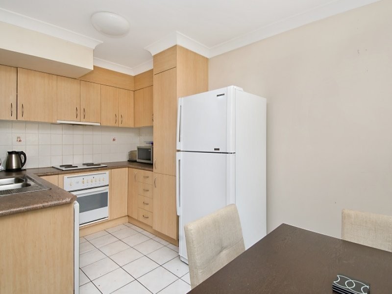 2/33 Chaucer Street, Moorooka QLD 4105