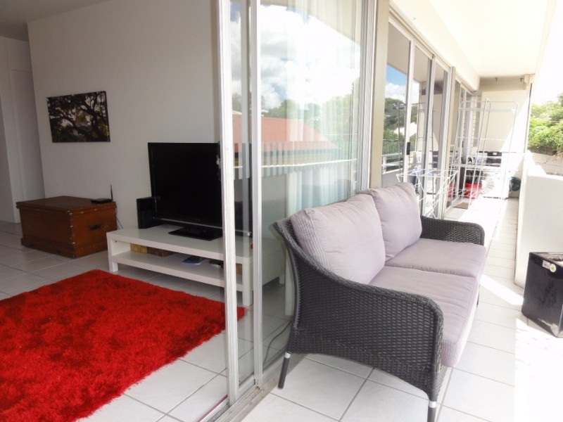 2/5 Burt Street, Auchenflower QLD 4066