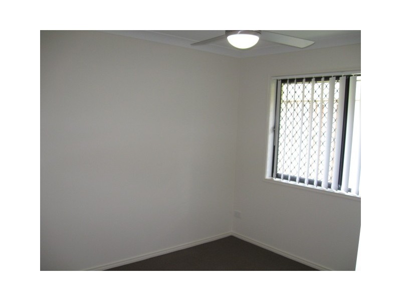 37 Dennis Vale Drive, Daisy Hill QLD 4127