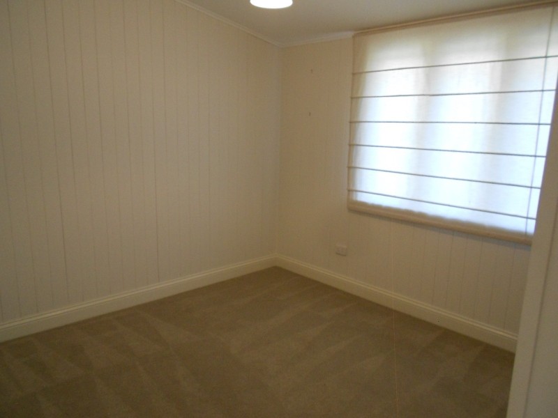 16 Glen Street, Coorparoo QLD 4151