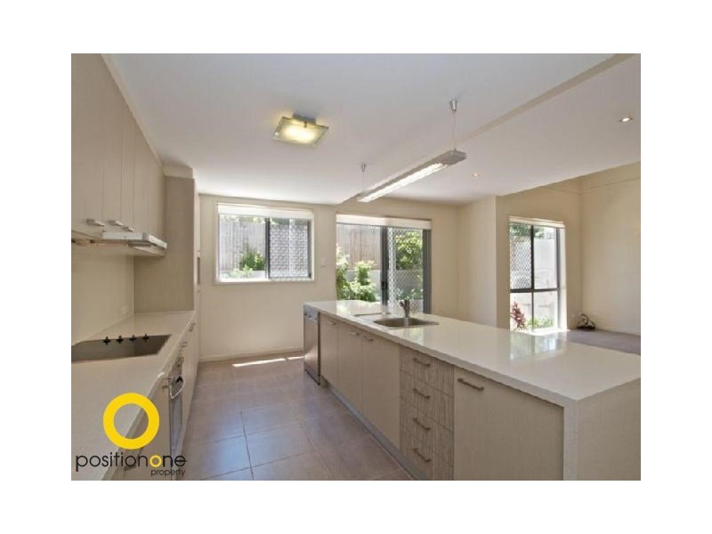 2/59 to 61 Benowa Road, Southport QLD 4215