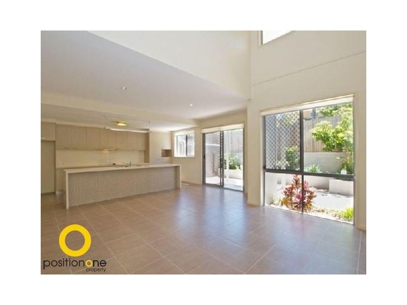 2/59 to 61 Benowa Road, Southport QLD 4215
