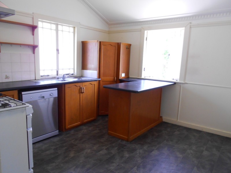 121 Fairfield Road, Fairfield QLD 4103