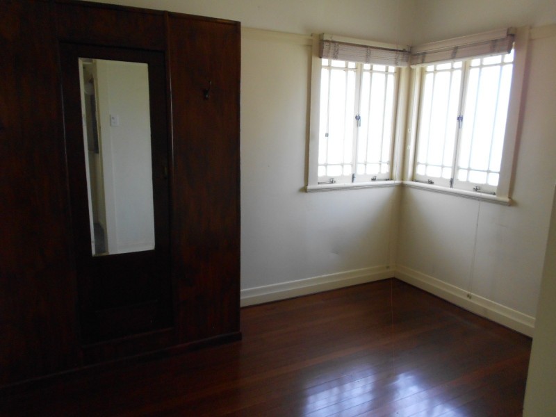 121 Fairfield Road, Fairfield QLD 4103