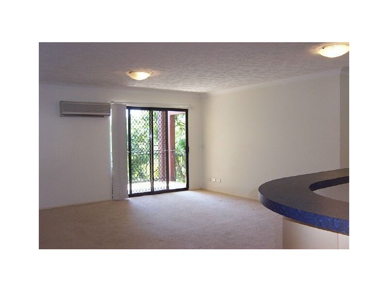 18/3 Vectis Street, Norman Park QLD 4170