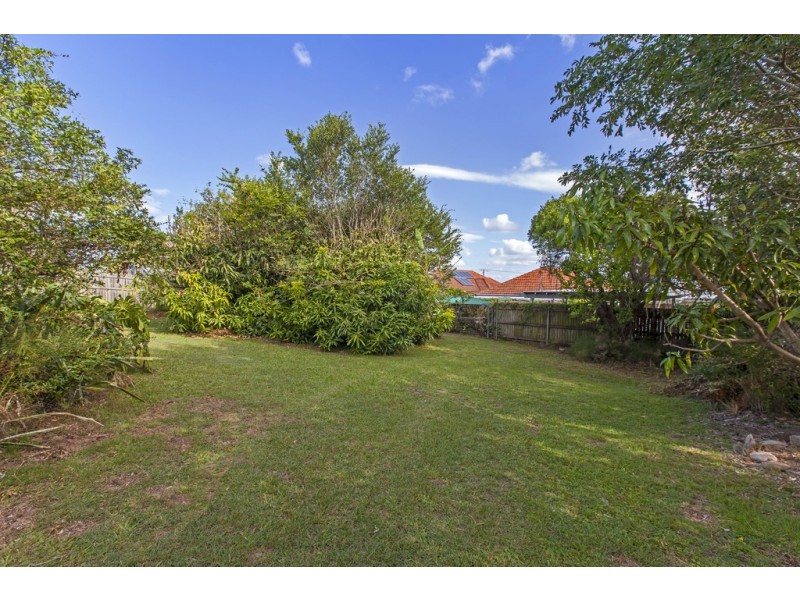 298 Rode Road, Wavell Heights QLD 4012