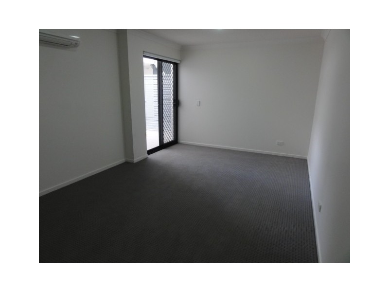 213/83 Lawson Street, Morningside QLD 4170