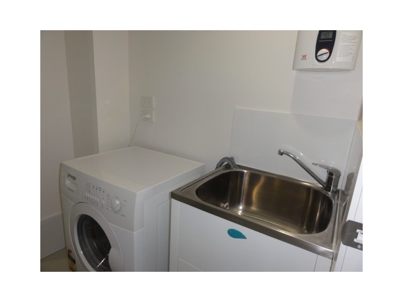 213/83 Lawson Street, Morningside QLD 4170