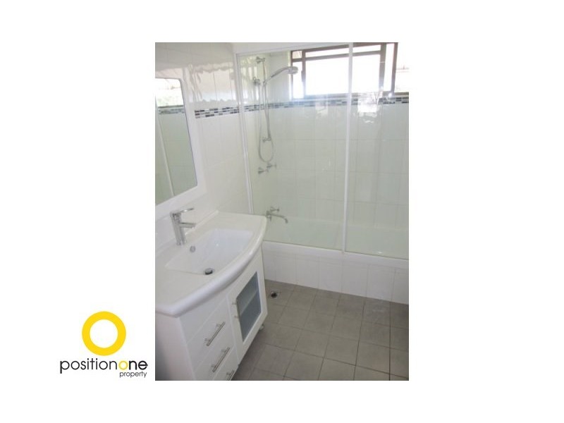 24 Brussells Avenue, Seven Hills QLD 4170