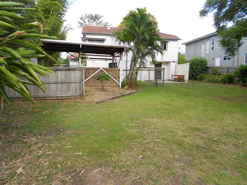 121 Fairfield Road, Fairfield QLD 4103