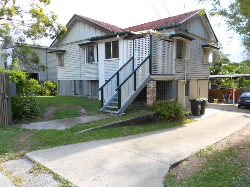 121 Fairfield Road, Fairfield QLD 4103
