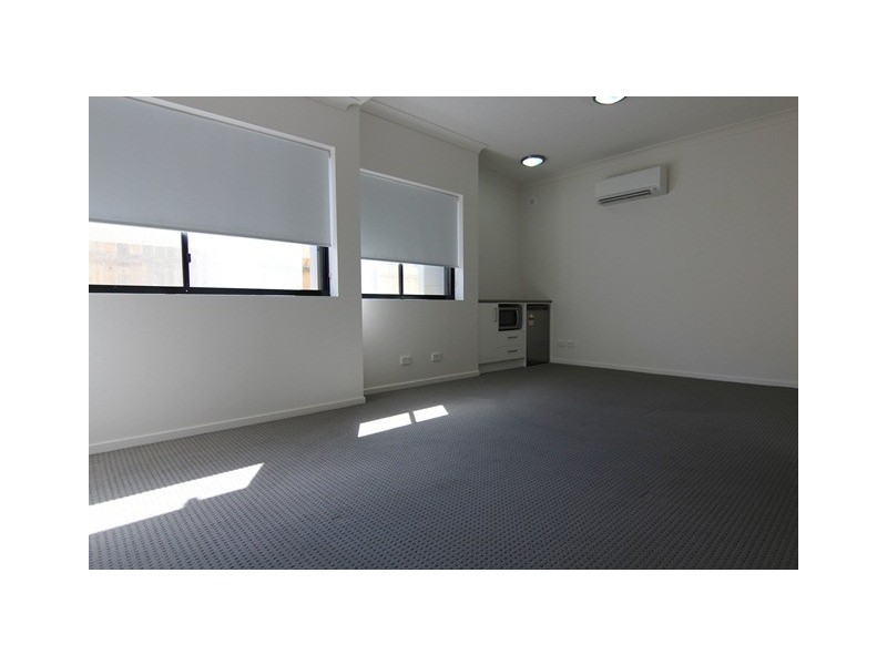 101/83 Lawson Street, Morningside QLD 4170
