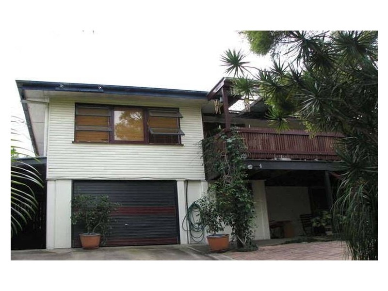 23 Joora Avenue, Petrie QLD 4502