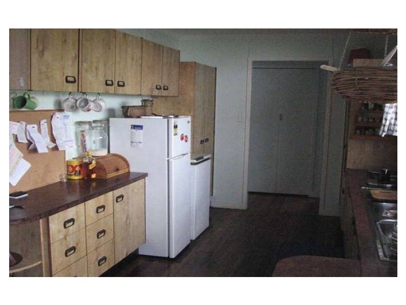 23 Joora Avenue, Petrie QLD 4502