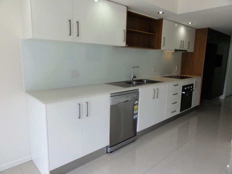 216/83 Lawson Street, Morningside QLD 4170