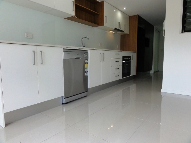 216/83 Lawson Street, Morningside QLD 4170