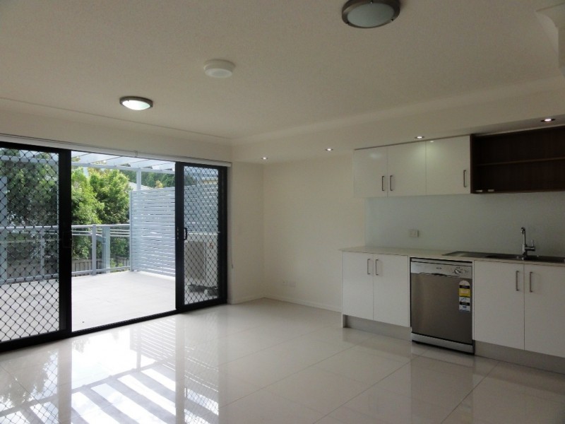 216/83 Lawson Street, Morningside QLD 4170