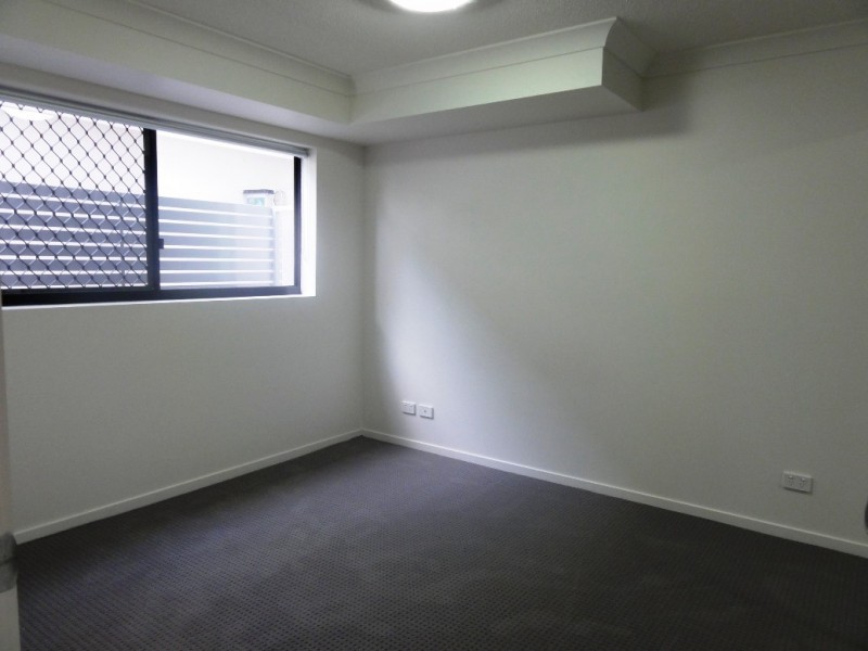 216/83 Lawson Street, Morningside QLD 4170
