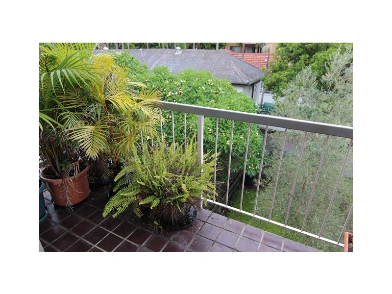 6/10 Stirrat St, Coorparoo QLD 4151