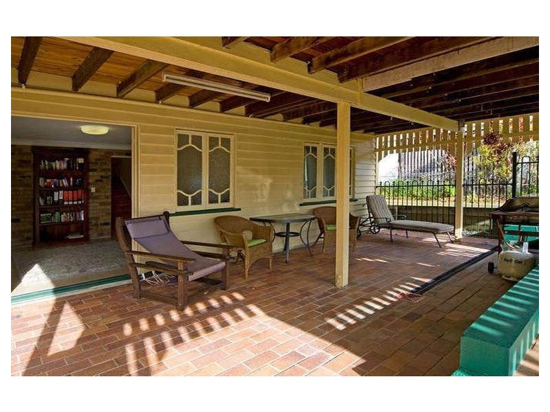 77 Warilda, Camp Hill QLD 4152