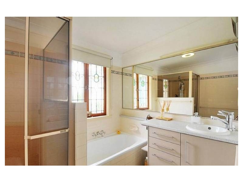 77 Warilda, Camp Hill QLD 4152