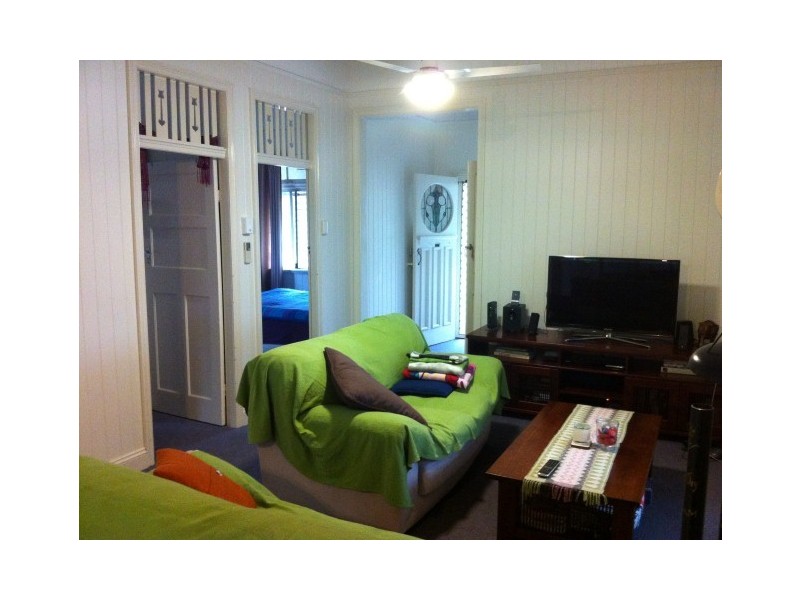 373 Cornwall Street, Greenslopes QLD 4120