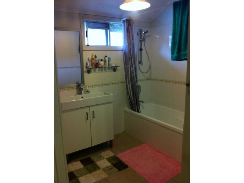 373 Cornwall Street, Greenslopes QLD 4120