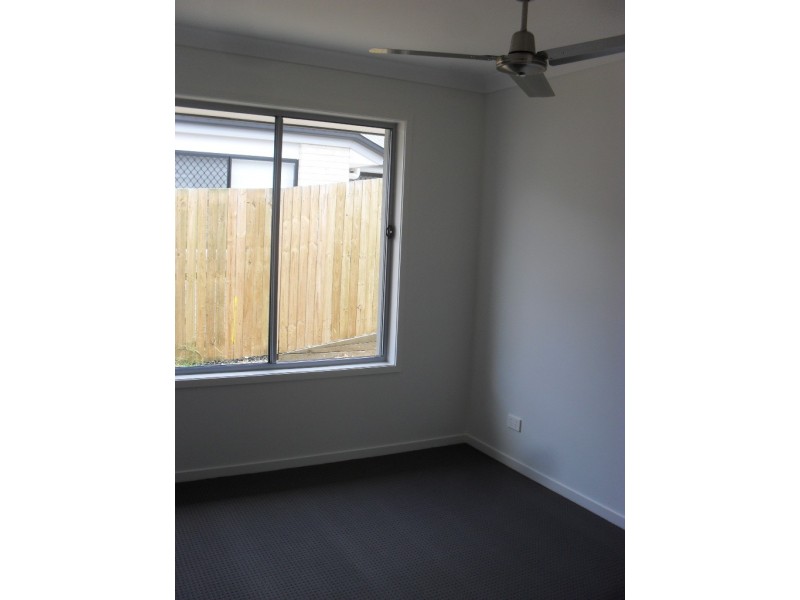 41 Springfield Boulevard Central, Springfield Lakes QLD 4300