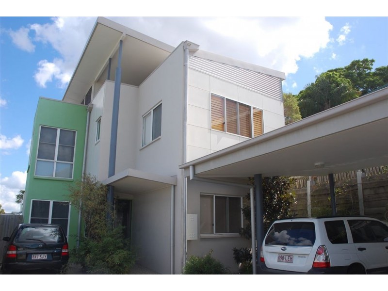 28 Pine Street, Bulimba QLD 4171