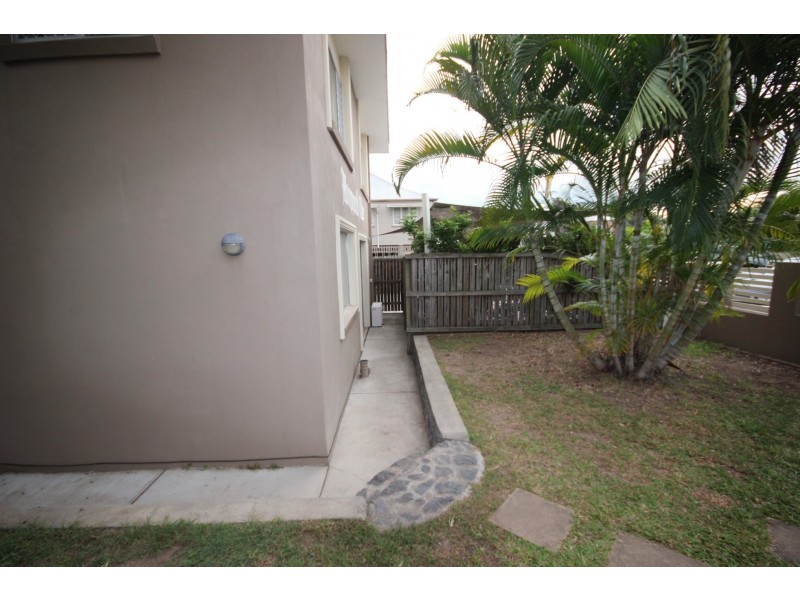 1/9 Monmouth Street, Morningside QLD 4170