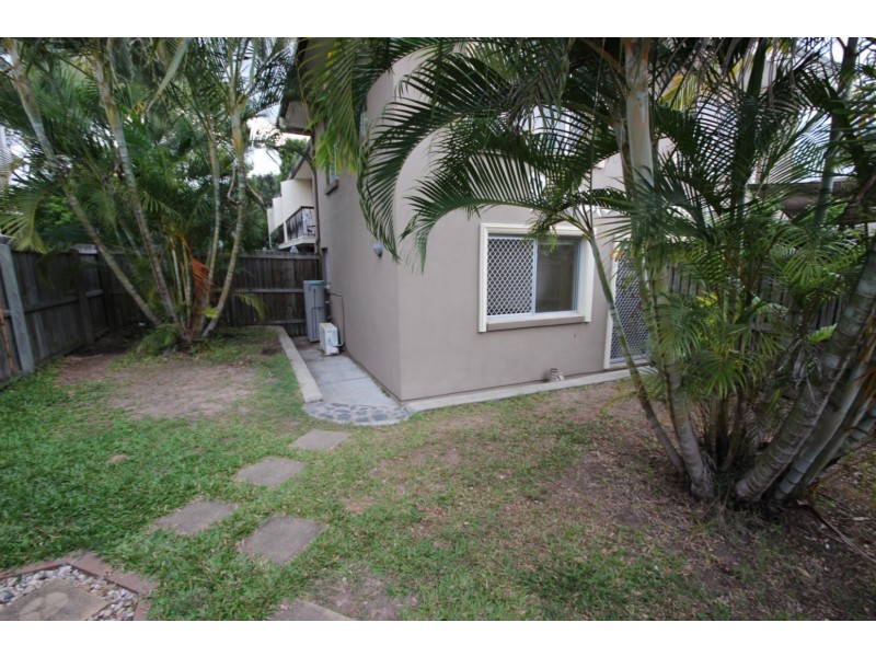 1/9 Monmouth Street, Morningside QLD 4170