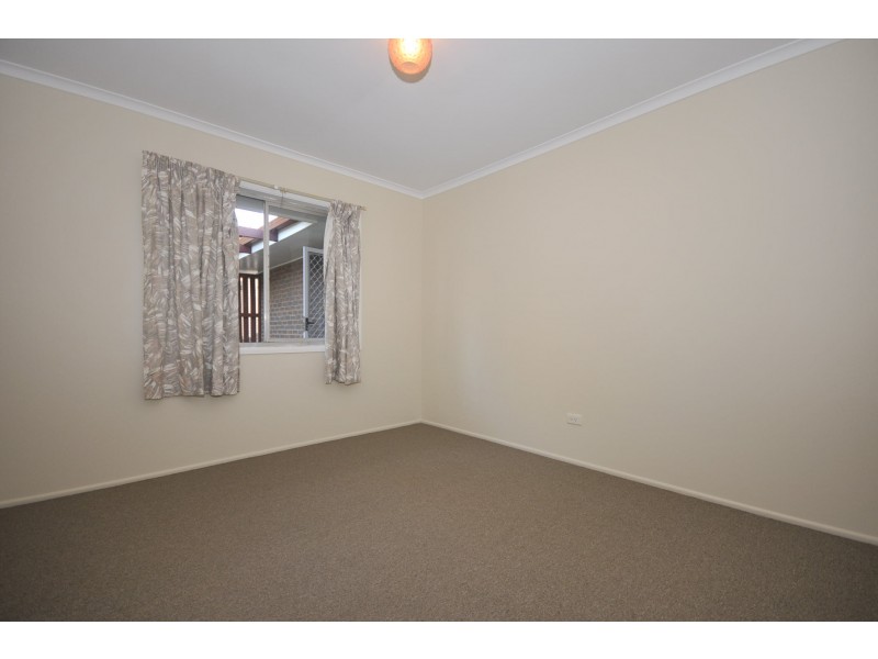 3 Dalveen Street, Coopers Plains QLD 4108