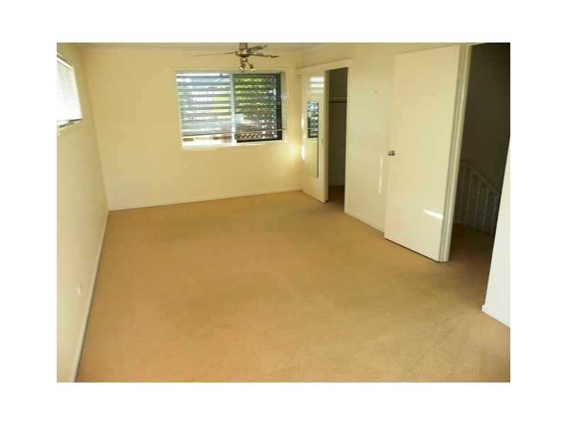 371 Winstanley Street, Carindale QLD 4152