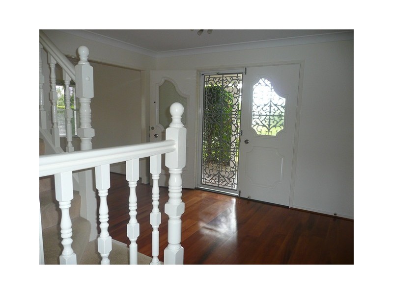 371 Winstanley Street, Carindale QLD 4152