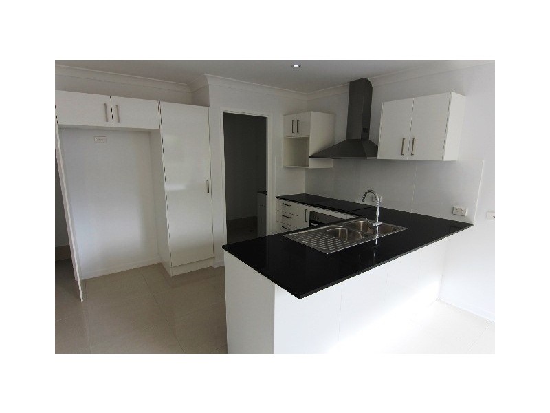 1/11 Rise Street, Holland Park QLD 4121