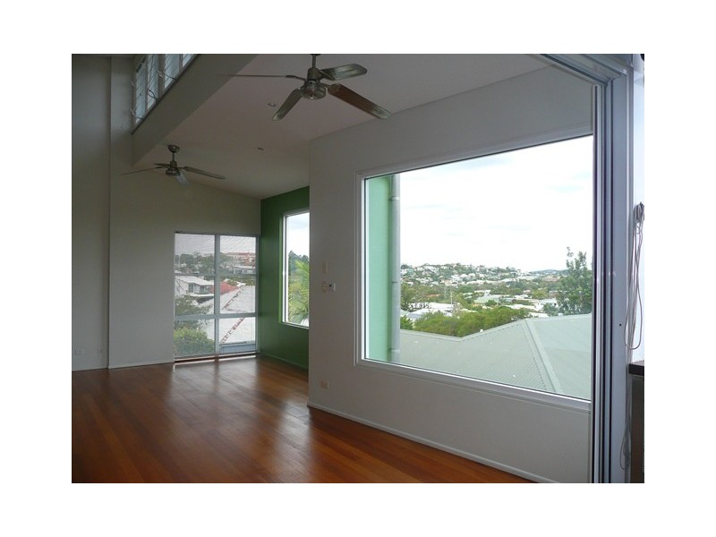 28 Pine Street, Bulimba QLD 4171