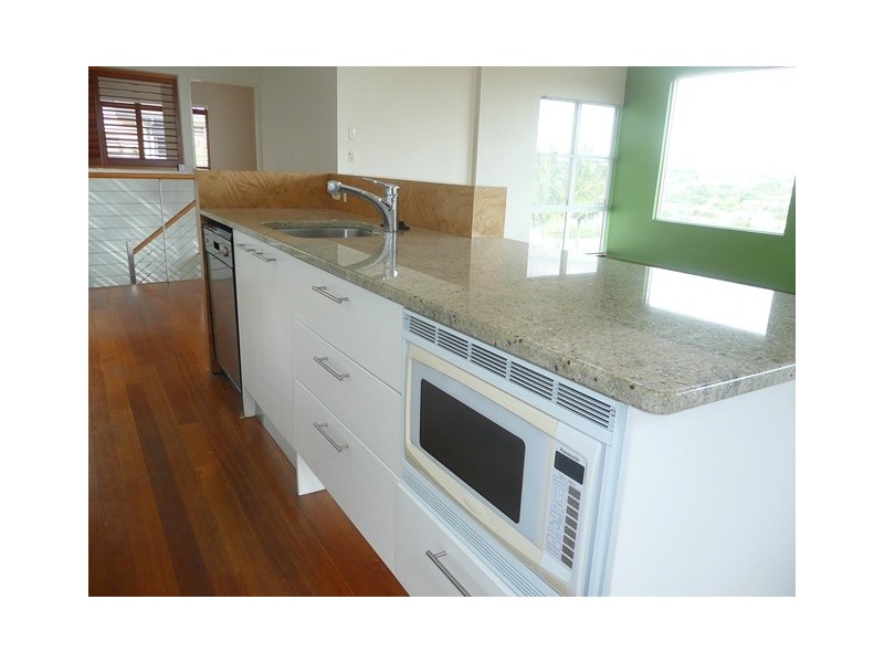 28 Pine Street, Bulimba QLD 4171